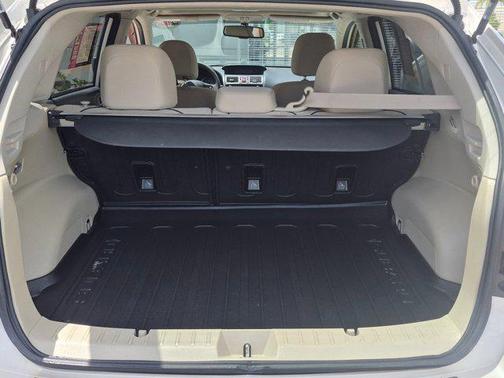 Crystal White Pearl 2015 Subaru XV Crosstrek 2.0i Premium