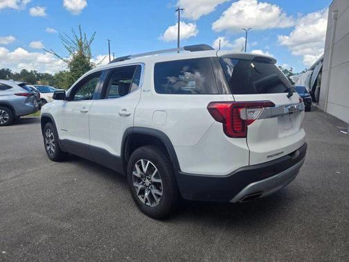 2023 GMC Acadia FWD SLT