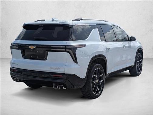 Polar White Tricoat 2026 Chevrolet Traverse High Country