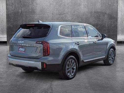2024 Kia Telluride LX