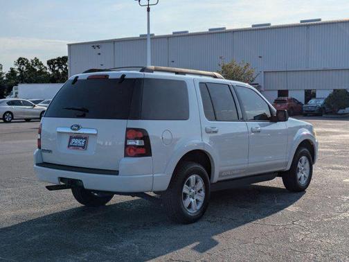 2010 Ford Explorer XLT