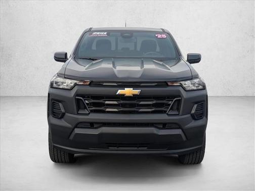 2025 Chevrolet Colorado WT