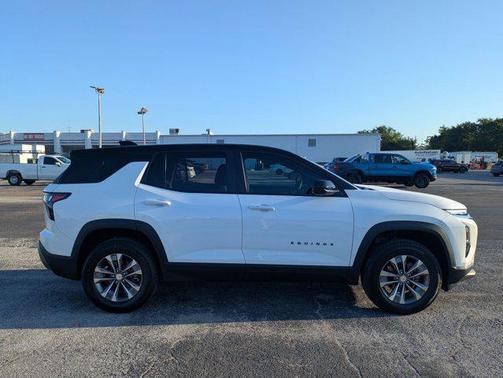 Summit White 2025 Chevrolet Equinox 1LT