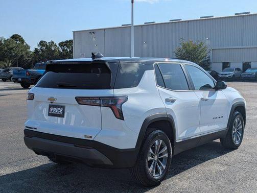 Summit White 2025 Chevrolet Equinox 1LT