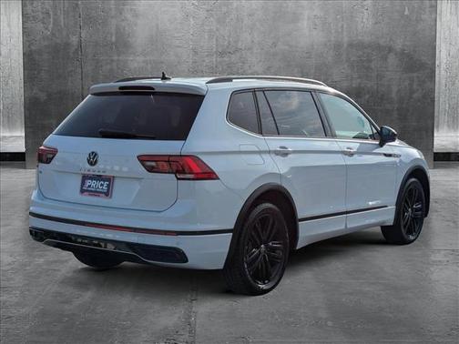 2022 Volkswagen Tiguan 2.0T SE R-Line Black