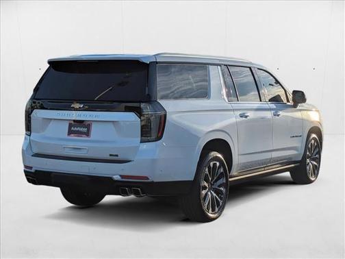 2025 Chevrolet Suburban 2WD High Country