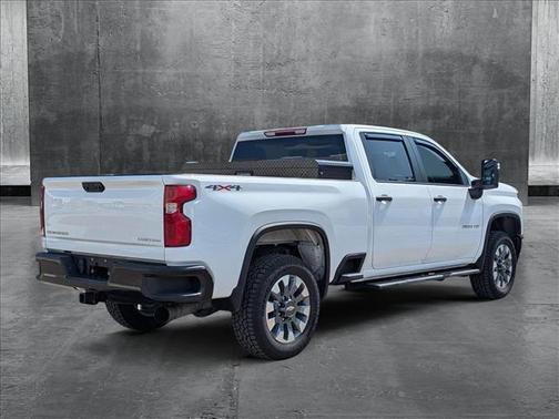 2022 Chevrolet Silverado 2500 Custom