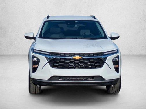 Summit White 2026 Chevrolet Trax LT