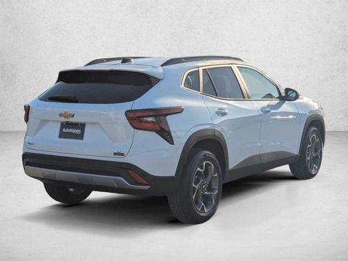 Summit White 2026 Chevrolet Trax LT