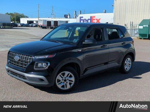 2021 Hyundai VENUE SE