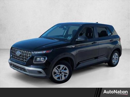 Black Noir Pearl 2021 Hyundai VENUE SE