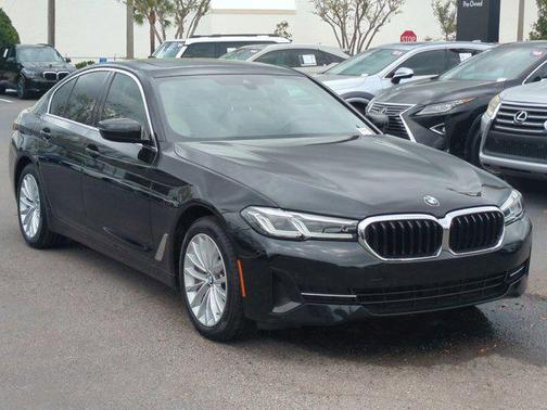 Black Sapphire Metallic 2021 BMW 530e Base