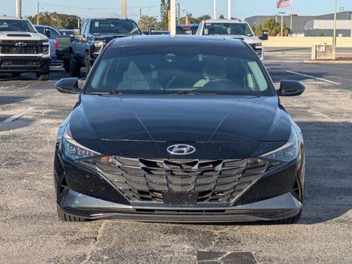 2022 Hyundai ELANTRA HEV Limited