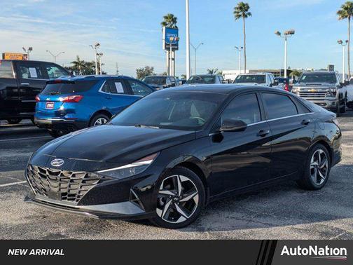 2022 Hyundai ELANTRA HEV Limited