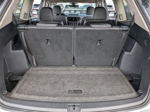 Platinum Gray Metallic 2023 Volkswagen Atlas 3.6L SEL Premium