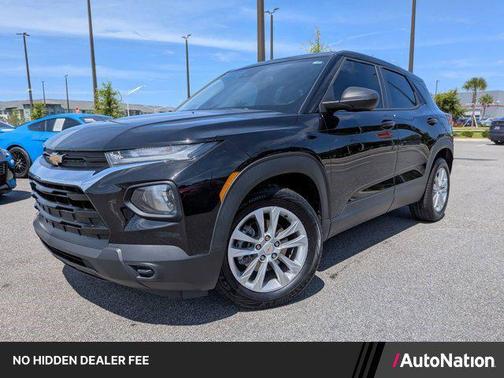 Mosaic Black Metallic 2021 Chevrolet Trailblazer LS