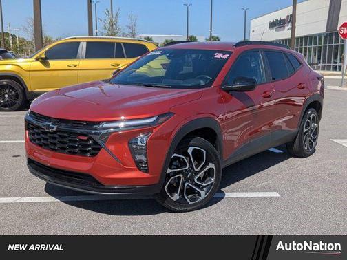Cayenne Orange Metallic 2024 Chevrolet Trax FWD 2RS