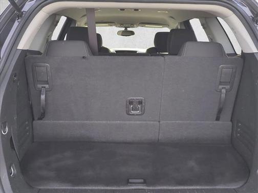 Tungsten Metallic 2017 Chevrolet Traverse 1LT