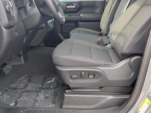 Sterling Gray Metallic 2026 Chevrolet Silverado 2500 Custom