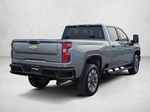 Sterling Gray Metallic 2026 Chevrolet Silverado 2500 Custom