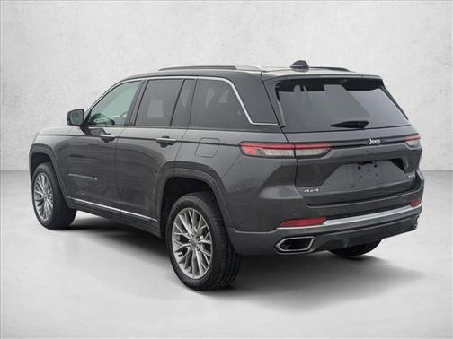 2022 Jeep Grand Cherokee Summit