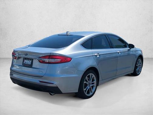 ICONIC SILVER 2020 Ford Fusion SEL