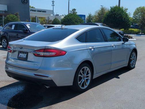 ICONIC SILVER 2020 Ford Fusion SEL