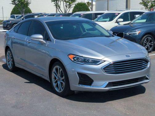 ICONIC SILVER 2020 Ford Fusion SEL