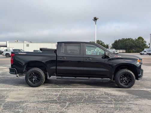 2022 Chevrolet Silverado 1500 Custom Trail Boss