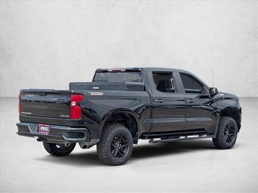 2022 Chevrolet Silverado 1500 Custom Trail Boss