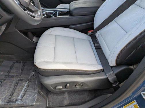 Lakeshore Blue Metallic 2026 Chevrolet Traverse High Country