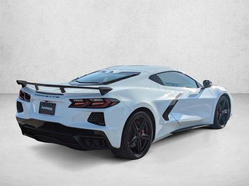 Arctic White 2026 Chevrolet Corvette Stingray w/3LT