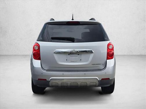 Silver Ice Metallic 2010 Chevrolet Equinox LT