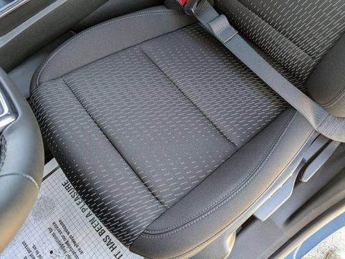 Lakeshore Blue Metallic 2026 Chevrolet Equinox 1LT