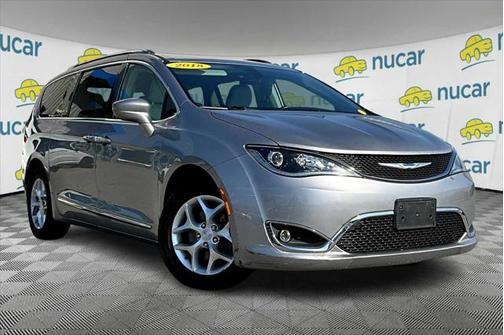 2018 Chrysler Pacifica Touring-L Plus