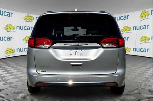 2018 Chrysler Pacifica Touring-L Plus