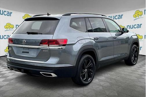 2022 Volkswagen Atlas 3.6L SE w/Technology