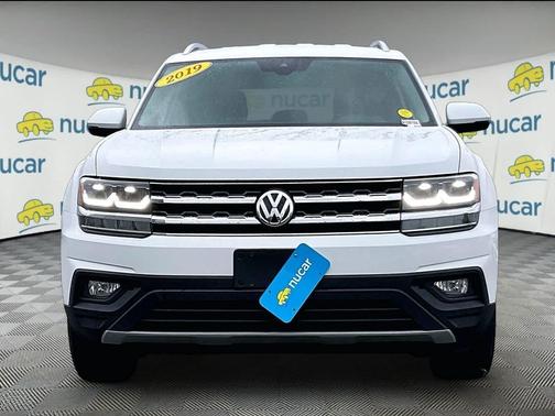 Pure White 2019 Volkswagen Atlas 3.6L SE w/Technology