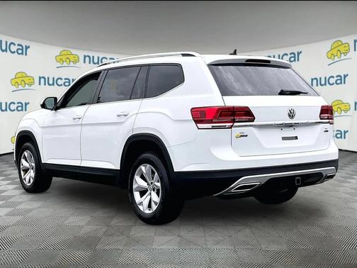 Pure White 2019 Volkswagen Atlas 3.6L SE w/Technology