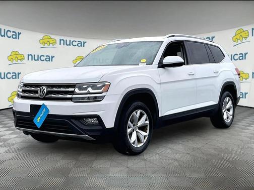 Pure White 2019 Volkswagen Atlas 3.6L SE w/Technology