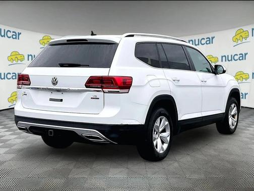Pure White 2019 Volkswagen Atlas 3.6L SE w/Technology