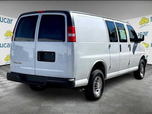 2021 Chevrolet Express 2500 RWD 2500 Regular Wheelbase WT