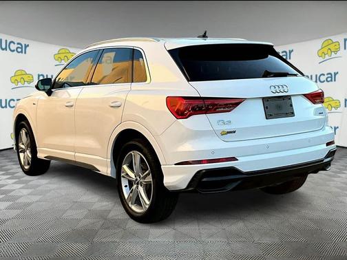 2020 Audi Q3 45 S line Premium