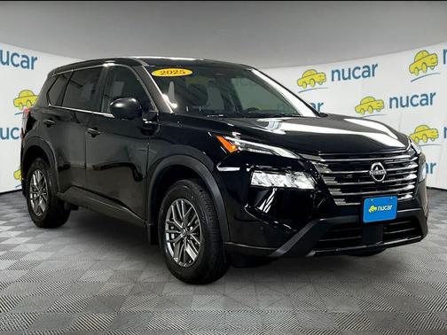 Super Black 2025 Nissan Rogue S