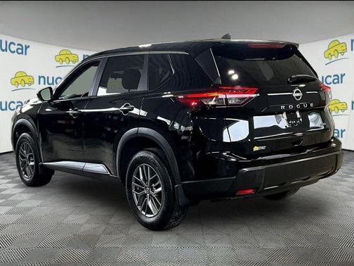Super Black 2025 Nissan Rogue S