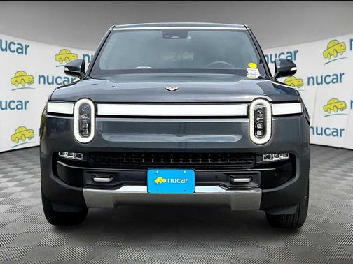2023 Rivian R1S Adventure
