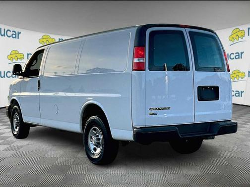 2021 Chevrolet Express 2500 RWD 2500 Regular Wheelbase WT