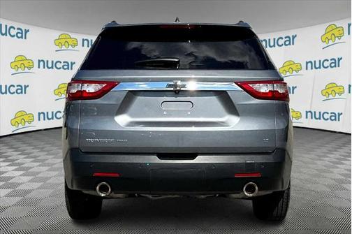 2020 Chevrolet Traverse LT Cloth