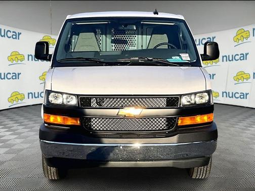 2025 Chevrolet Express 2500 RWD 2500 Regular Wheelbase WT