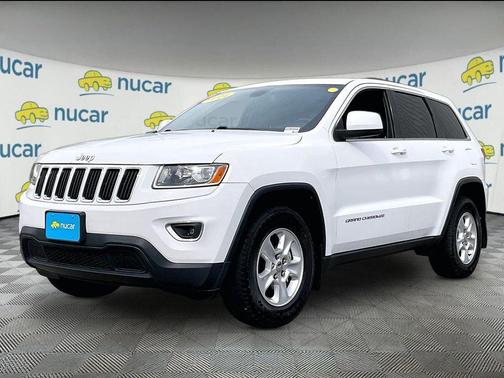 Bright White Clearcoat 2014 Jeep Grand Cherokee Laredo